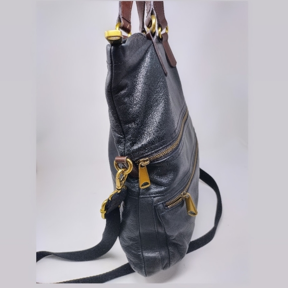 Fossil Explorer Fold Over Messenger - Picture 4 of 12